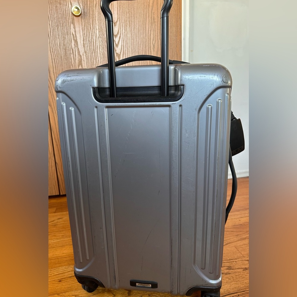 Tumi Vapor carry-on